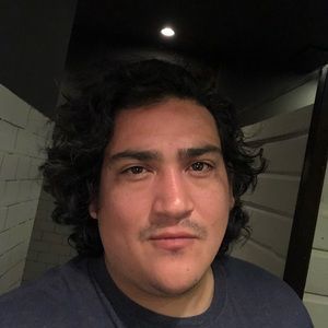 Meet your Posher, Aaron